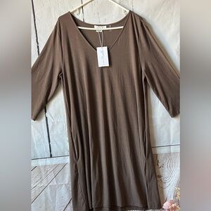 Brown Boxy 3/4 Sleeve Tunic Top